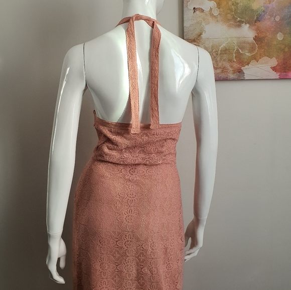 Guess Size 10 Halter Tie Back Dusty Pink Lace Maxi Dress - Picture 3 of 15